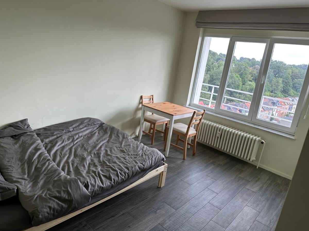 Clam，Grand Apartment In Uccle 브뤼셀 외부 사진